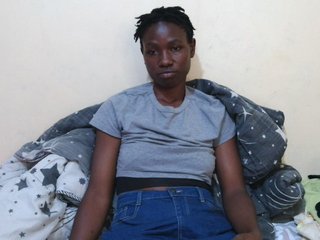 tiffany-coco's Live Webcam