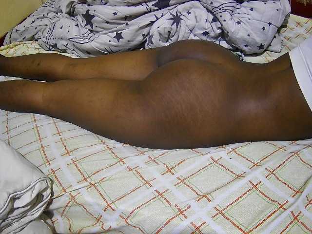 le modèle tiffany-coco est en webcam porno dans un show sur le site bongacams, il possède les tags suivants: Ebony,Brunette,Trimmed