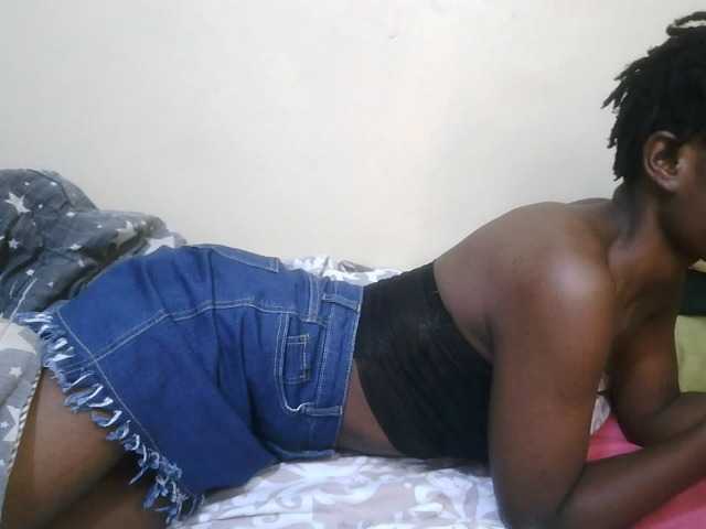 tiffany-coco live cam on BongaCams