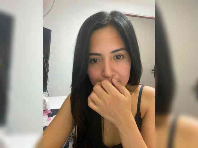 Riri77 webcam