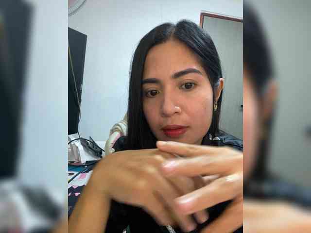 Riri77 webcam