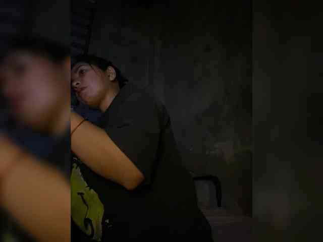 Riri77 webcam