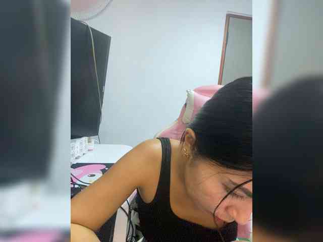 Riri77 webcam