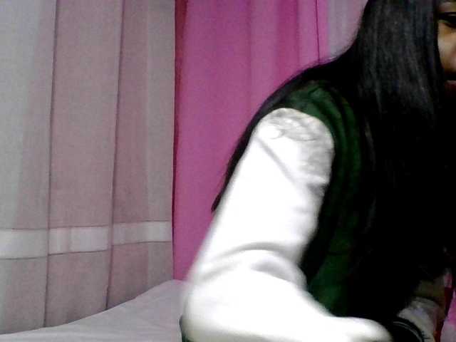 Kitaniahbb live cam preview