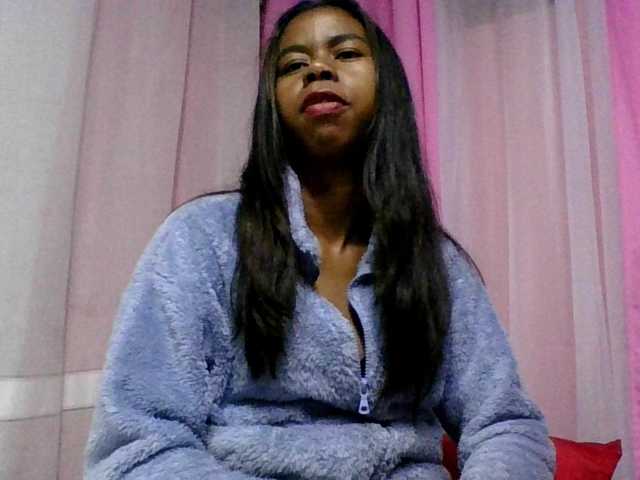 Kitaniah, modelo webcam
