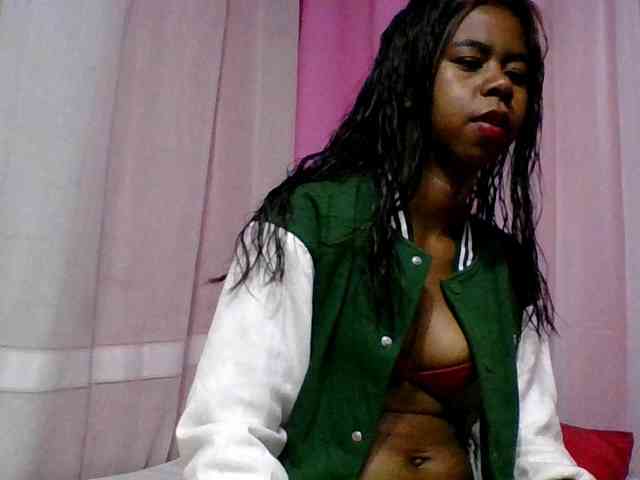 Kitaniah's webcam live show