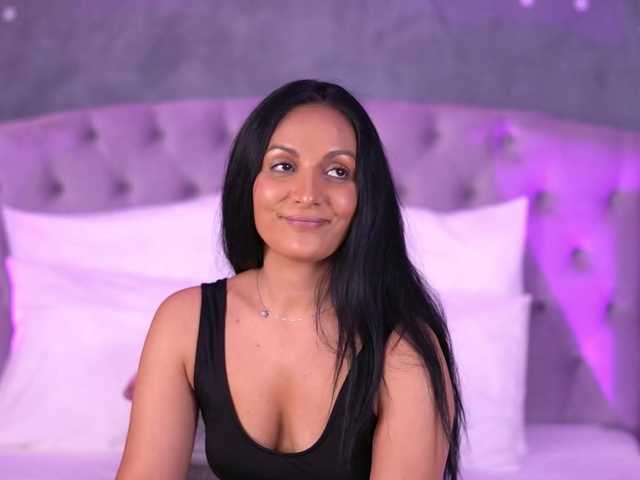 NovaDiamond live cam on BongaCams
