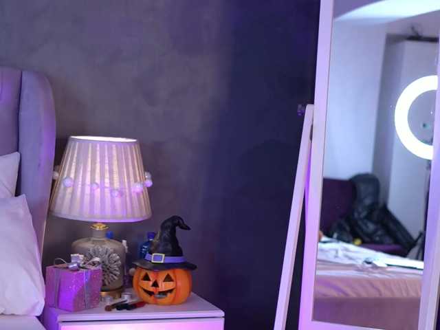 NovaDiamond live cam on BongaCams