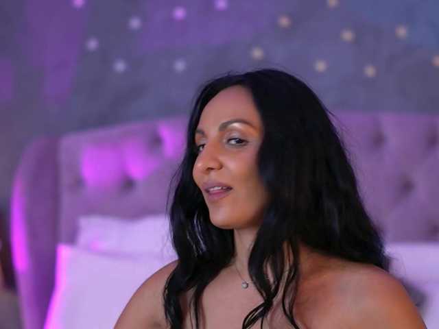 NovaDiamond live cam on BongaCams