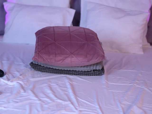 NovaDiamond live cam on BongaCams