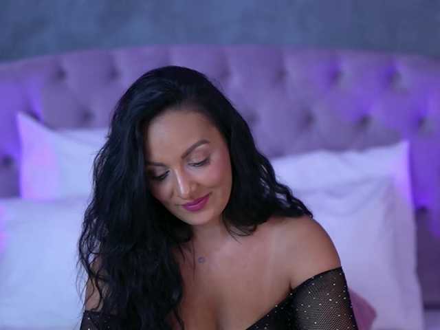 NovaDiamond live cam on BongaCams