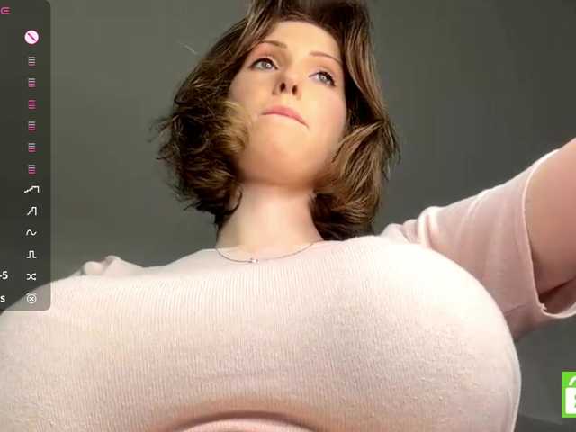 ElisabethReichling live cam on BongaCams
