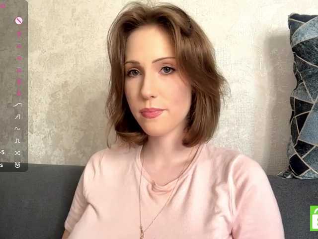 ElisabethReichling live cam on BongaCams