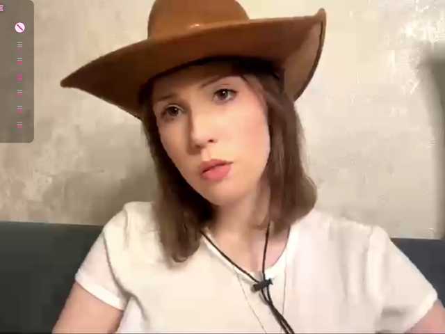 ElisabethReichling live cam on BongaCams