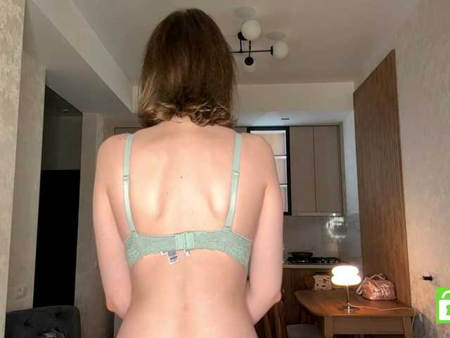 ElisabethReichling live cam on BongaCams