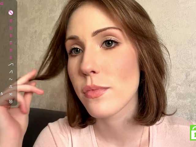 ElisabethReichling live cam on BongaCams