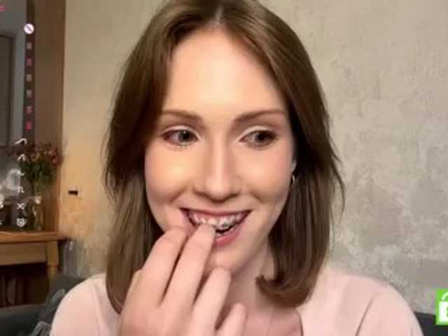 ElisabethReichling live cam on BongaCams