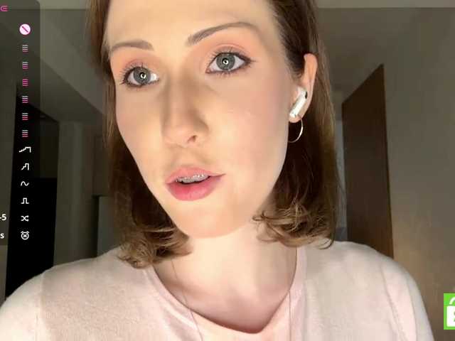 ElisabethReichling live cam on BongaCams
