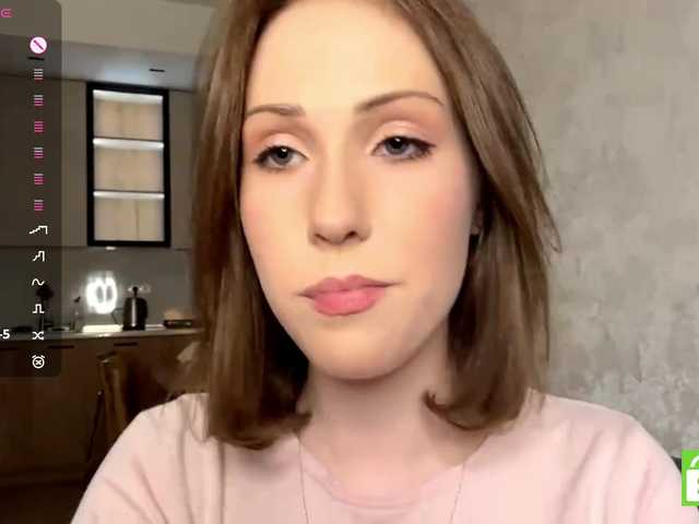 ElisabethReichling live cam on BongaCams