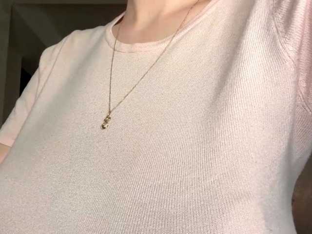 ElisabethReichling live cam on BongaCams