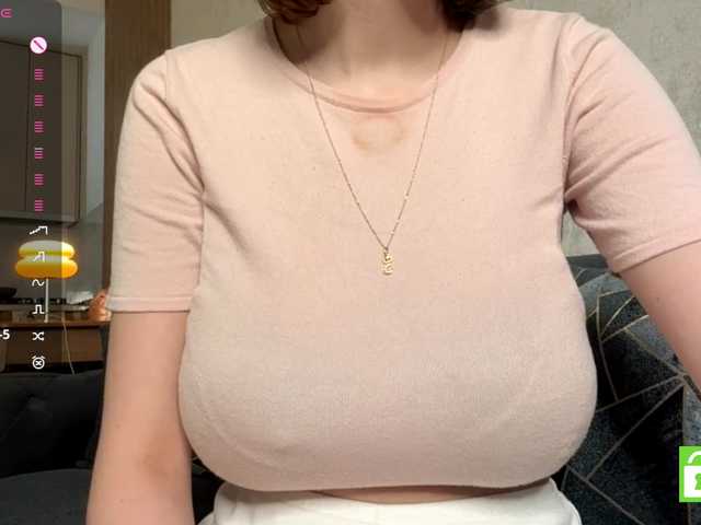 ElisabethReichling live cam on BongaCams
