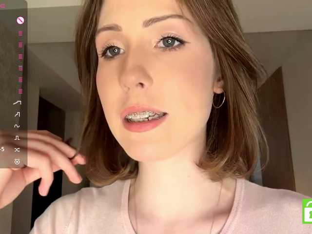 ElisabethReichling live cam on BongaCams
