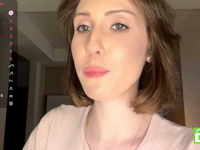 ElisabethReichling live cam on BongaCams