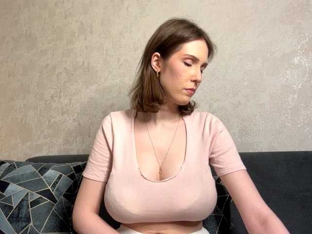 ElisabethReichling live cam on BongaCams