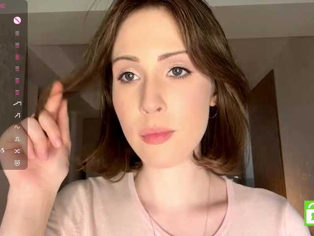 ElisabethReichling live cam on BongaCams