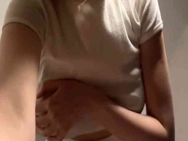 ElisabethReichling live female cam on bongacams