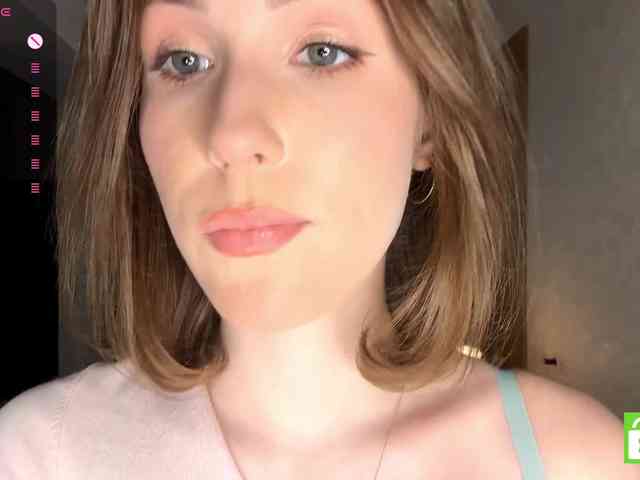 ElisabethReichling live female cam on bongacams