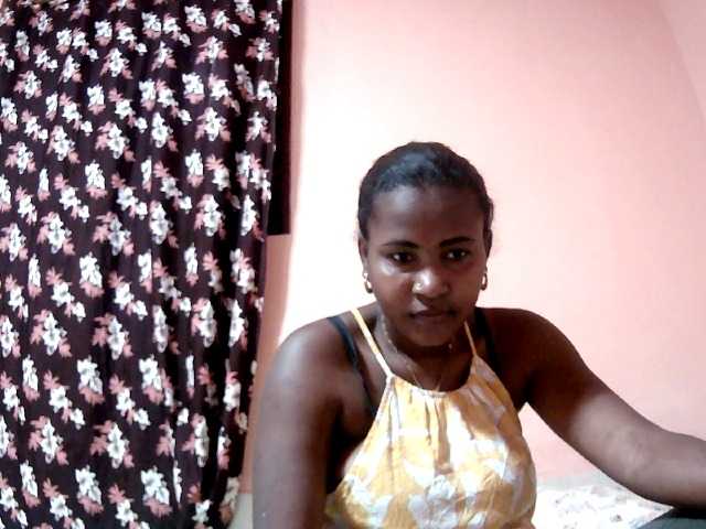 Aldah1 live cam on BongaCams