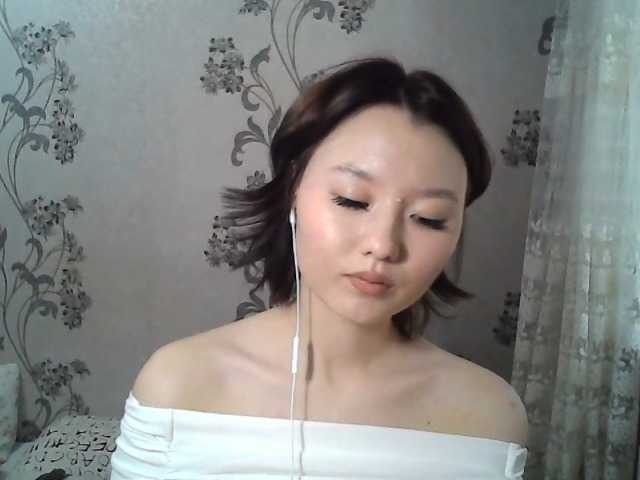 GlennisSarvis live cam on BongaCams