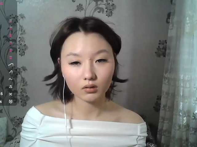 GlennisSarvis live cam on BongaCams