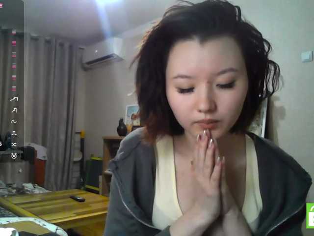 GlennisSarvis live cam on BongaCams