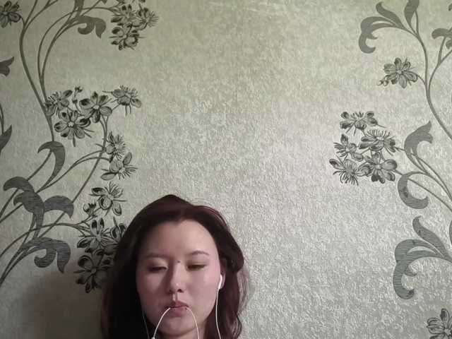 GlennisSarvis live cam on BongaCams