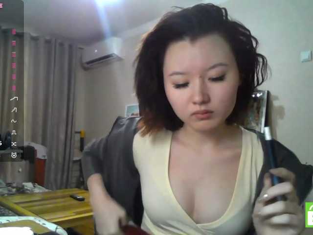 GlennisSarvis live cam on BongaCams