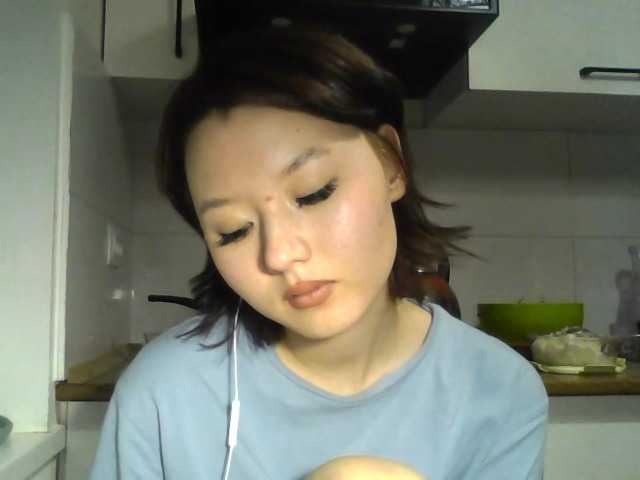 GlennisSarvis live cam on BongaCams