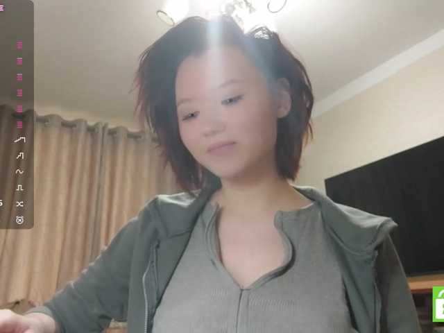 GlennisSarvis live cam on BongaCams