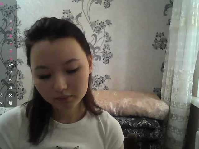 GlennisSarvis live cam on BongaCams