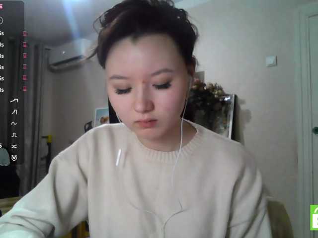 GlennisSarvis live cam on BongaCams