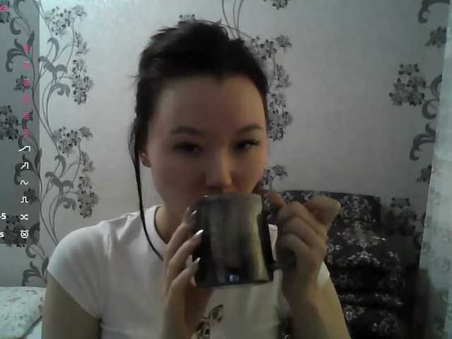 GlennisSarvis live cam on BongaCams