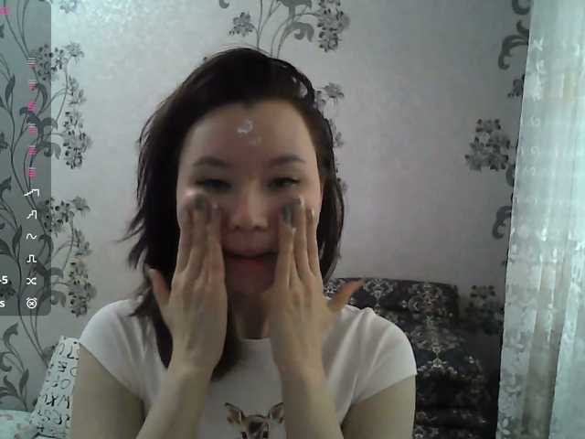 GlennisSarvis live cam on BongaCams