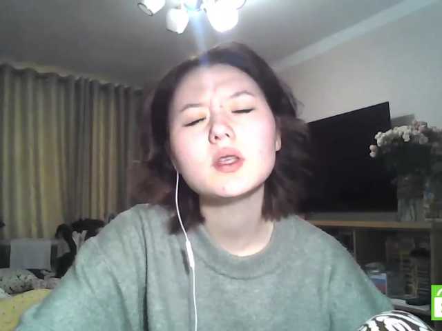 GlennisSarvis live cam on BongaCams