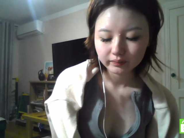 GlennisSarvis live cam on BongaCams