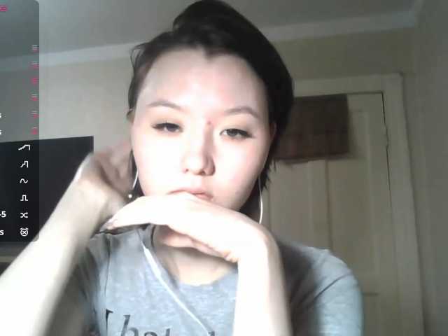 GlennisSarvis live cam on BongaCams
