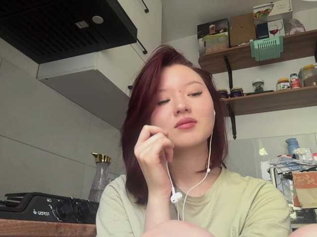 GlennisSarvis live cam on BongaCams