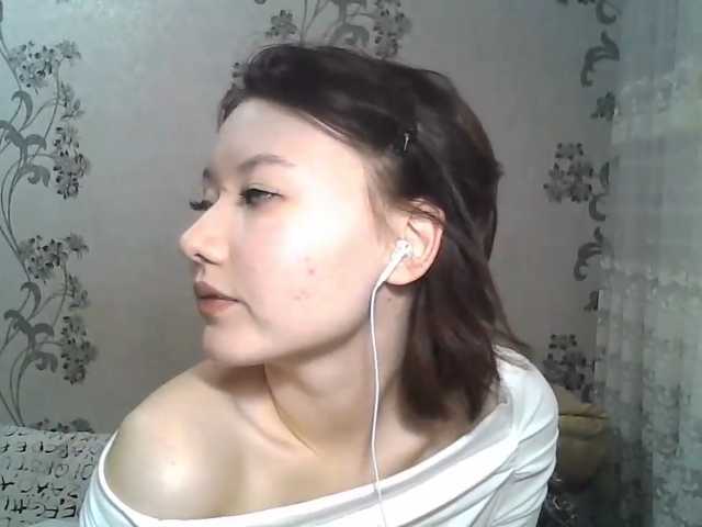 GlennisSarvis, en directo ahora en BongaCams