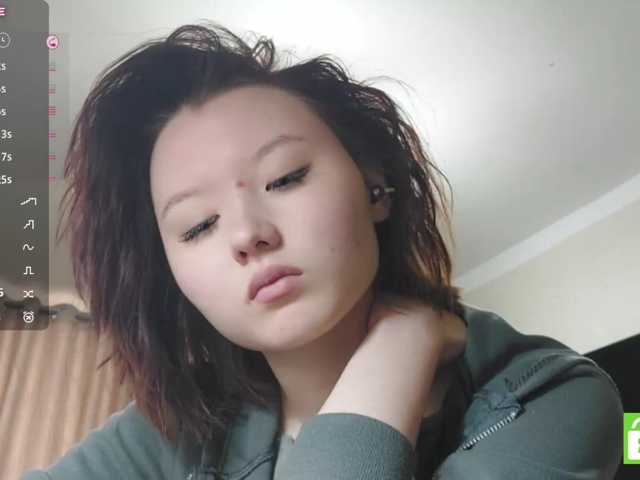 GlennisSarvis live cam on BongaCams