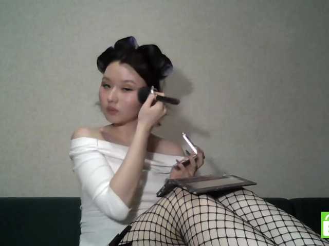 GlennisSarvis live cam on BongaCams